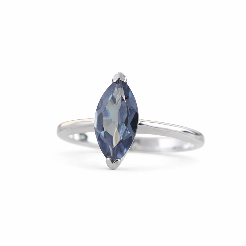 Blauer Marquise-Ring